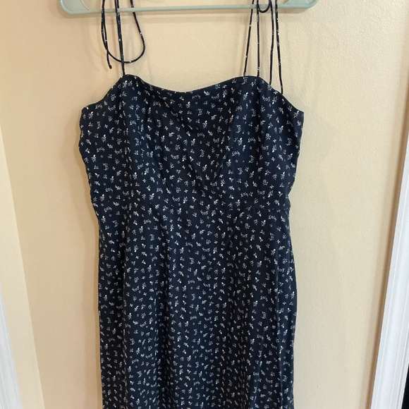 Old Navy Blue and White Sundress, Size Large - Picture 3 of 6